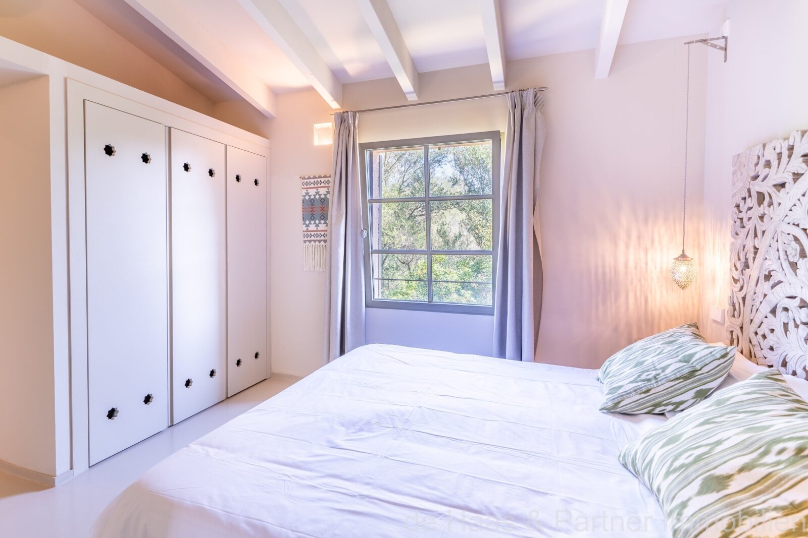 Moderne Finca mit Pool und traumhaftem Meerblick