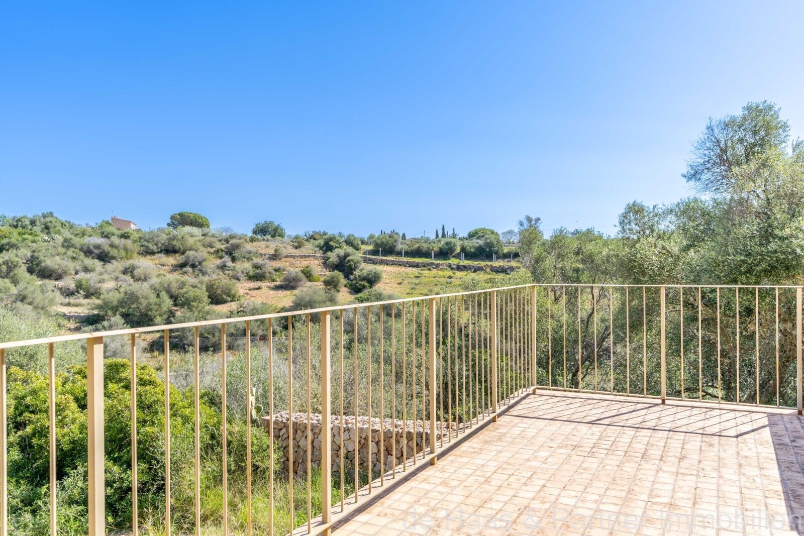 Moderne Finca mit Pool und traumhaftem Meerblick