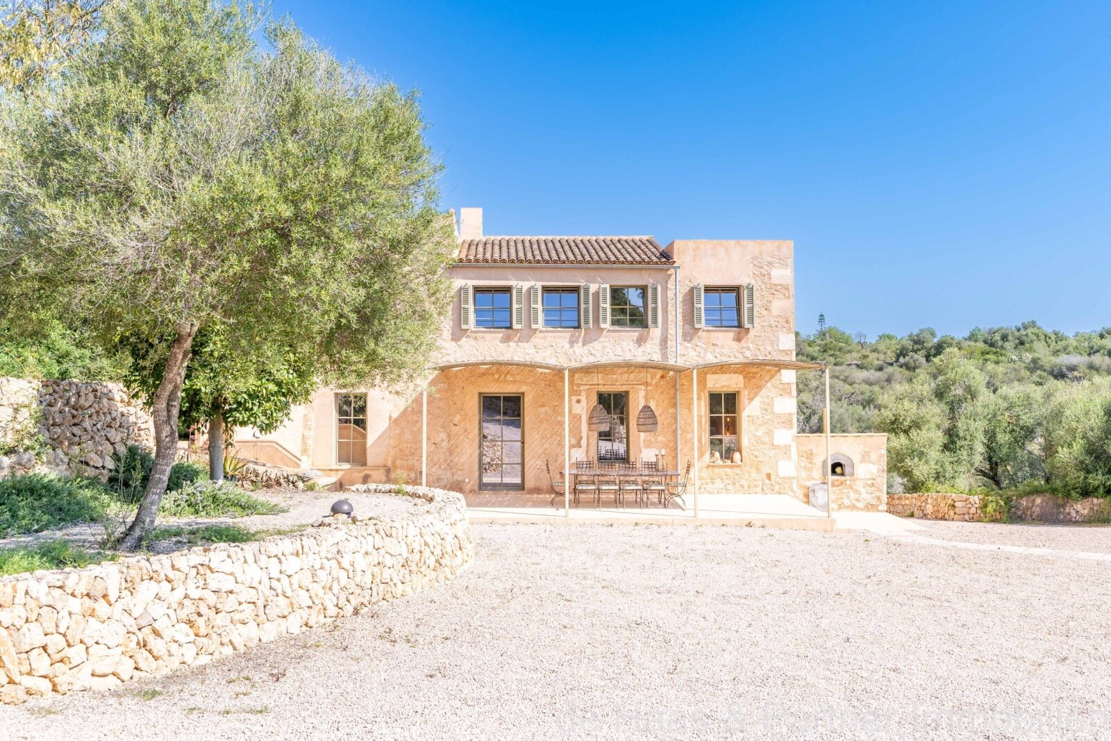 Moderne Finca mit Pool und traumhaftem Meerblick