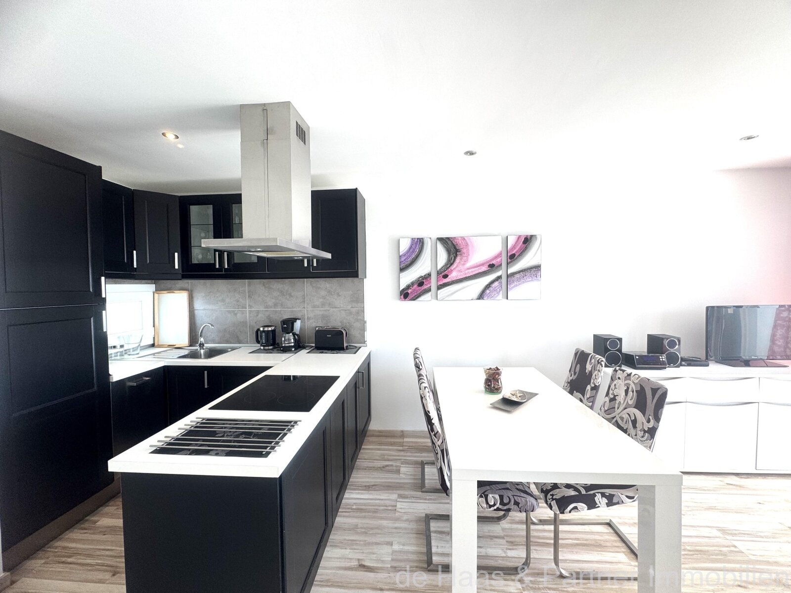 Elegante Wohnung mit traumhaftem Meer- und Panoramablick