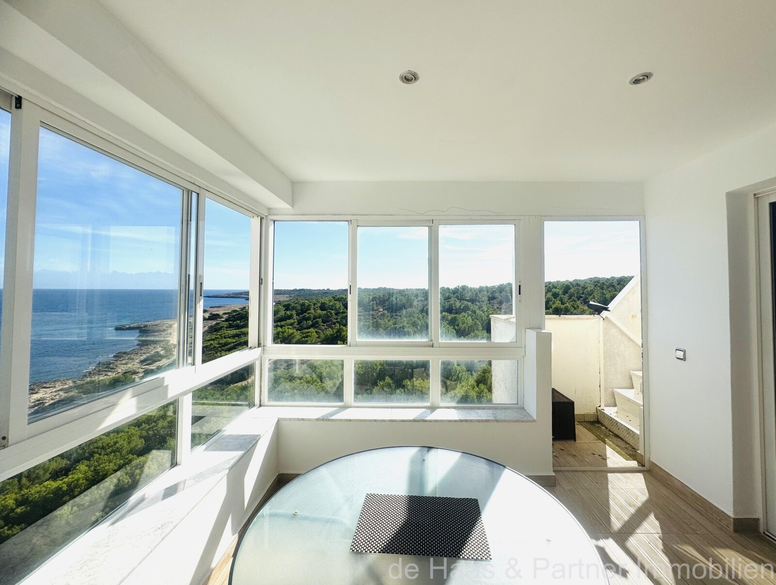 Elegante Wohnung mit traumhaftem Meer- und Panoramablick