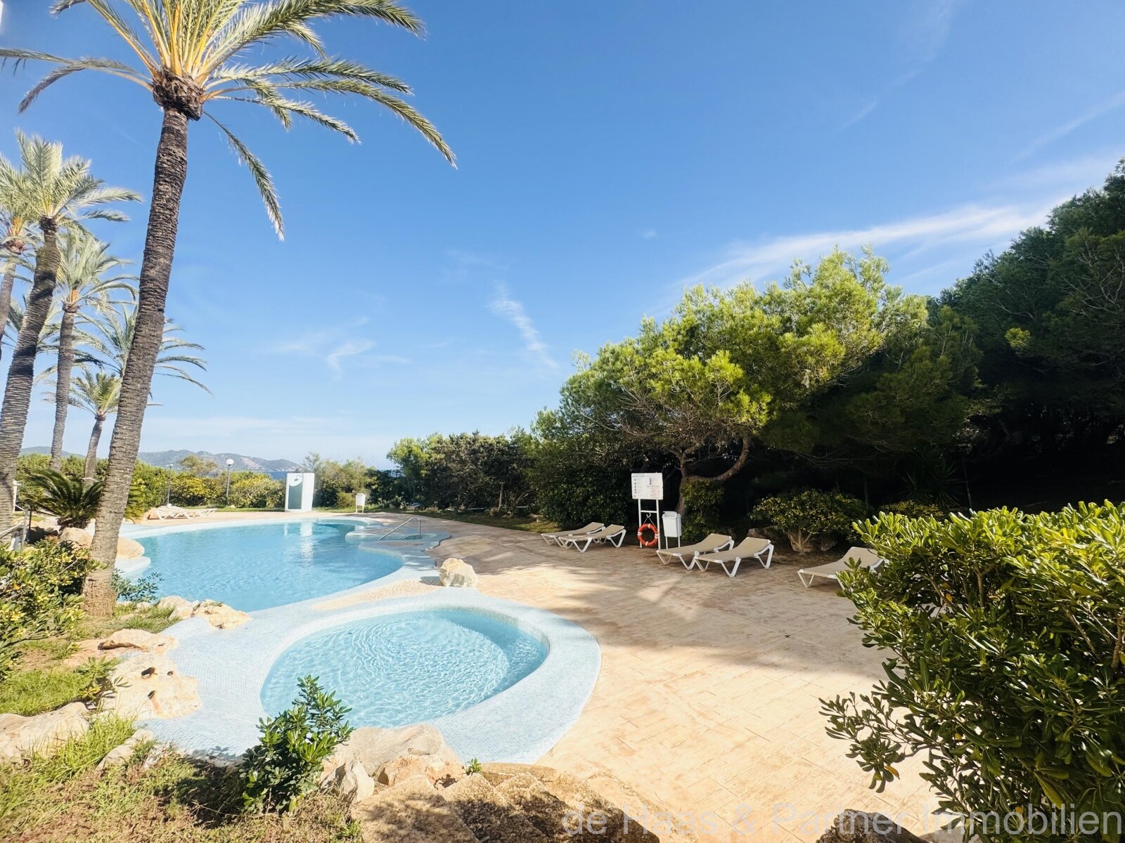 Elegante Wohnung mit traumhaftem Meer- und Panoramablick
