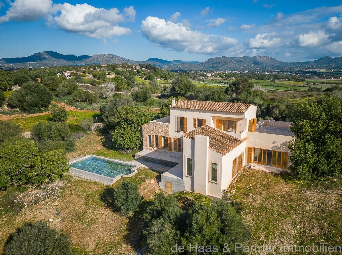 Charmante Finca mit schöner Atmosphäre und traumhaftem Ausblick bis zum Meer 