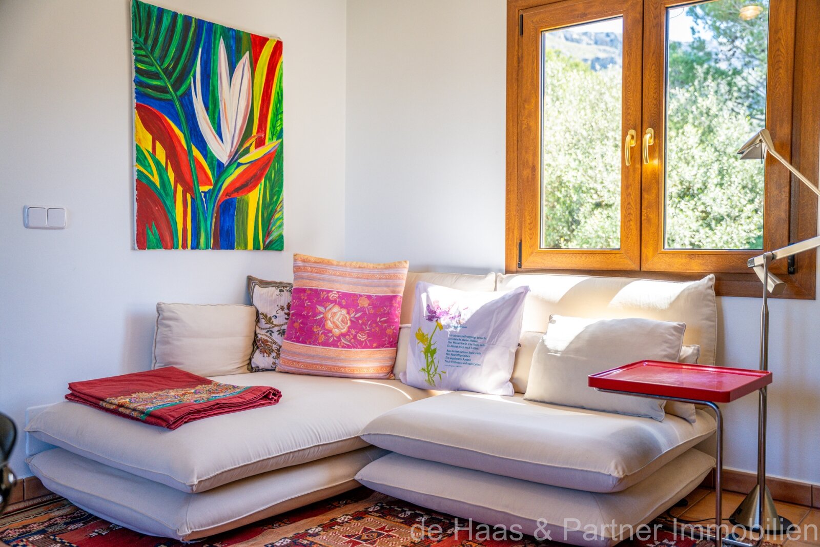 Chalet mit großem Pool und nur 100m vom Meer