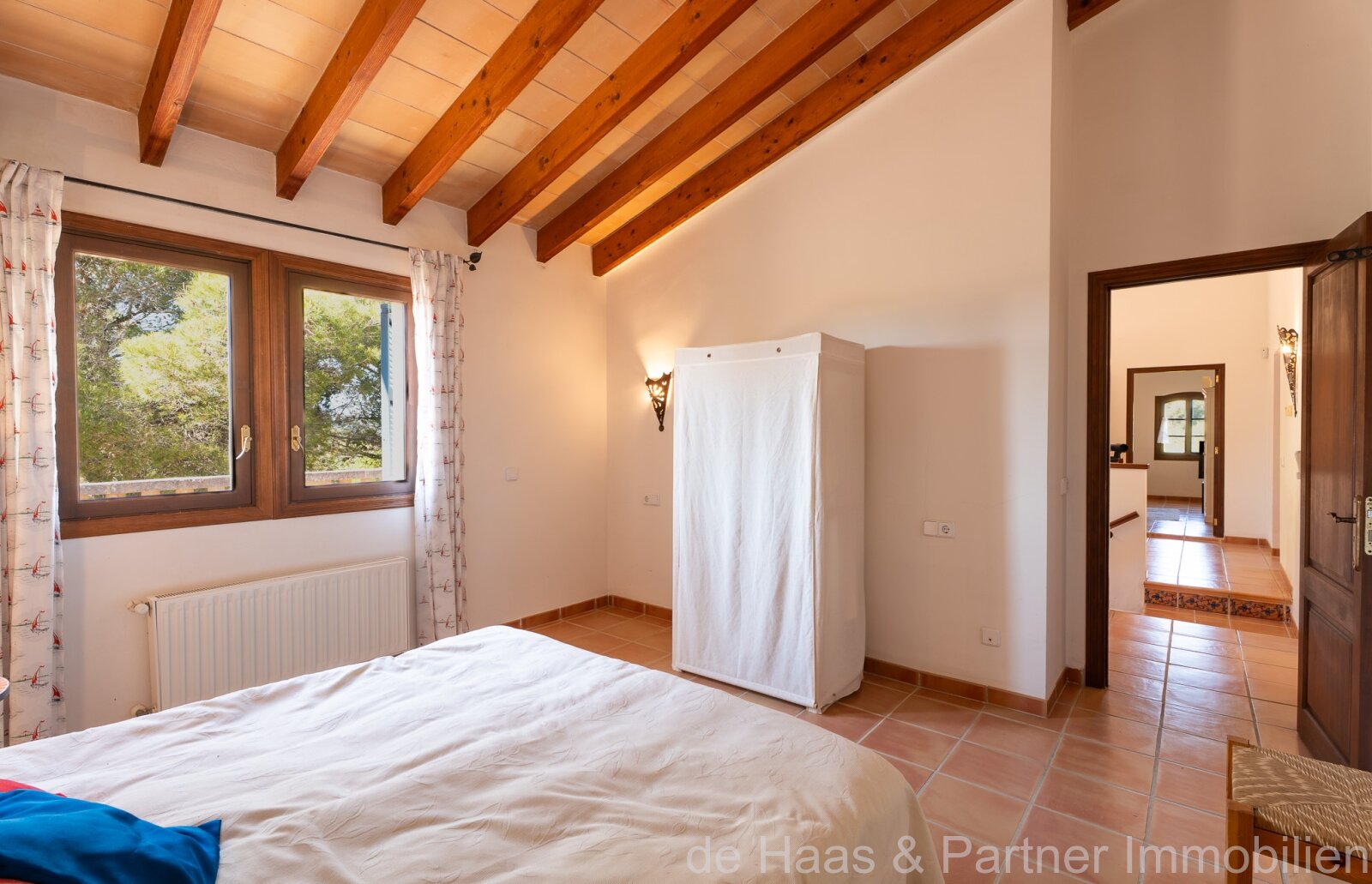 Große mallorquinische Familienfinca mit Fernmeerblick, viel Garten, Zitronenbäumen und einer kleinen Casita 