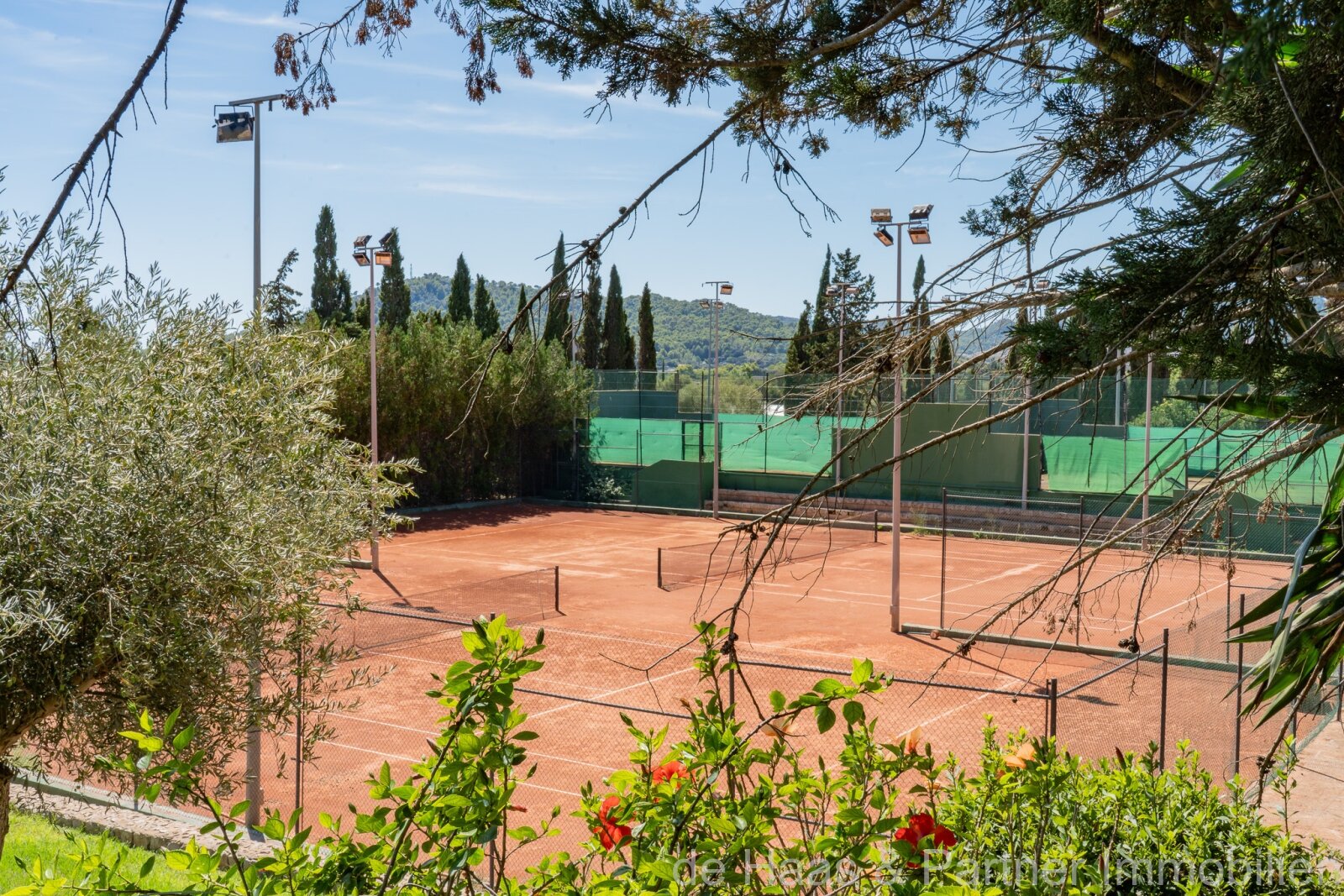 Stilvolles Reihenhaus in erster Golflinie im Pula Golf Resort