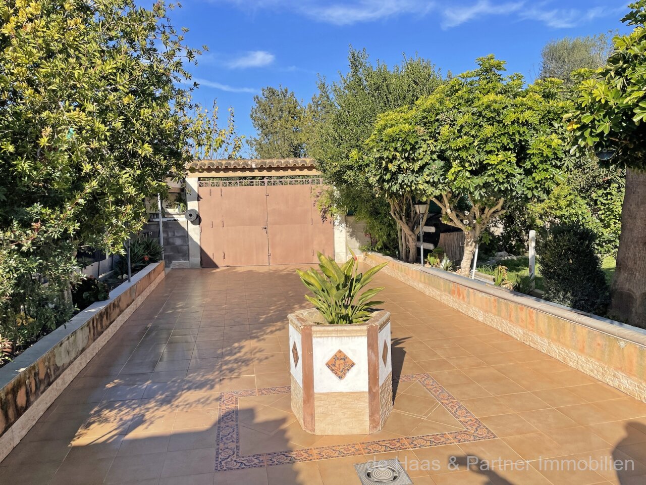 Kleine Finca mit Pool, Gemüsegarten und schönem Blick auf Sant Salvador