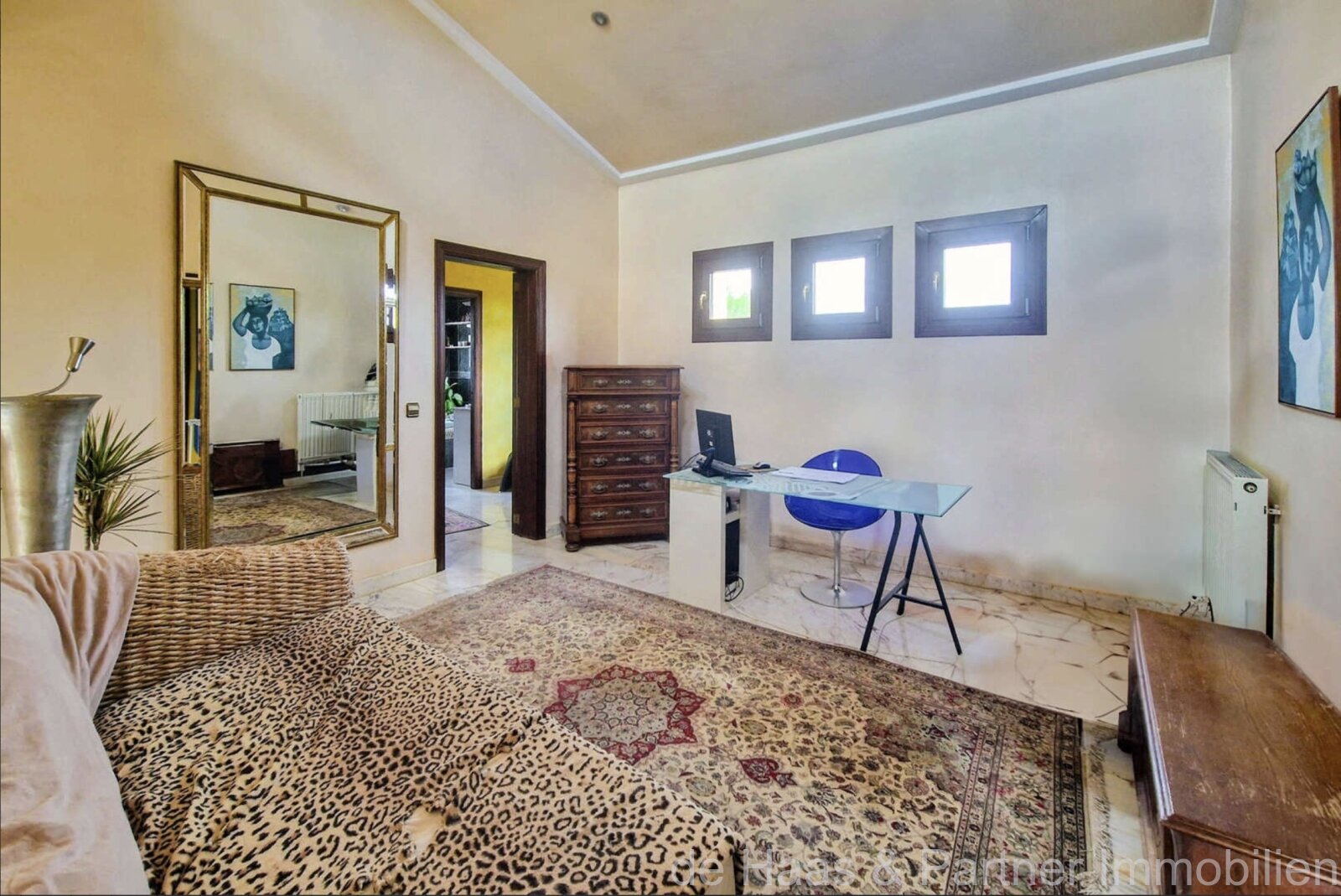 Finca-Villa fußläufig zum Dorf mit großem Pool und Panoramablick