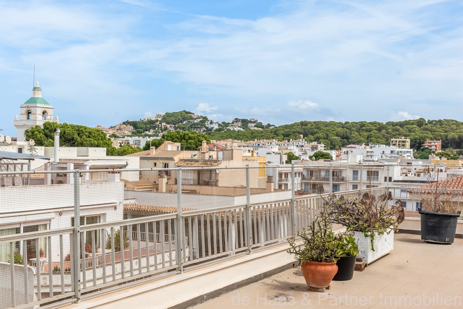 Traumhaftes Penthouse in Cala Ratjada mit Blick auf den Hafen und das Meer