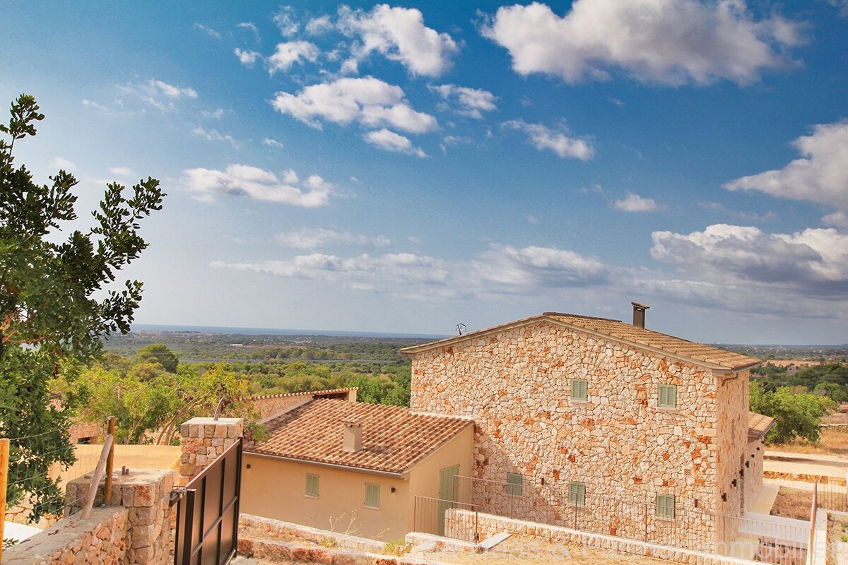 Finca mit Meerblick und tollem Infinity -Pool in Son Servera