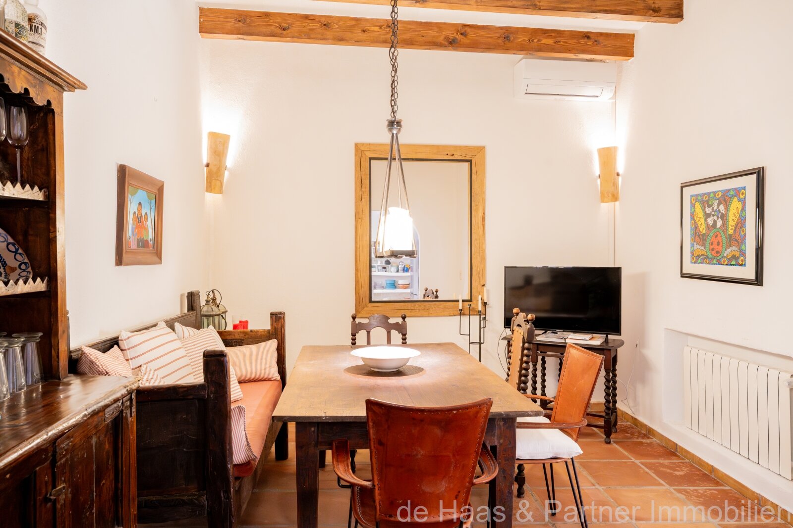 Charming townhouse below Capdepera Castle with numerous terraces and stunning views of the countryside