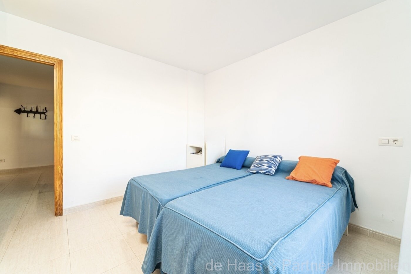 Well-maintained flat in a multi-family house in a quiet location