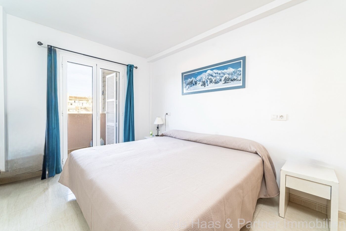 Well-maintained flat in a multi-family house in a quiet location