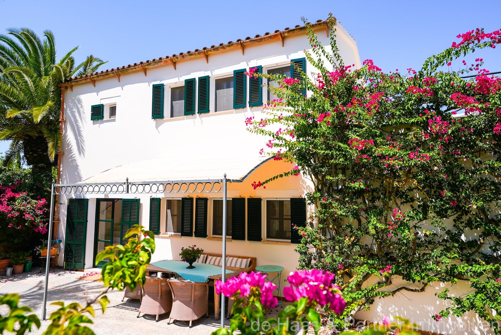 Beautiful Finca in a very good location and with a great outdoor area