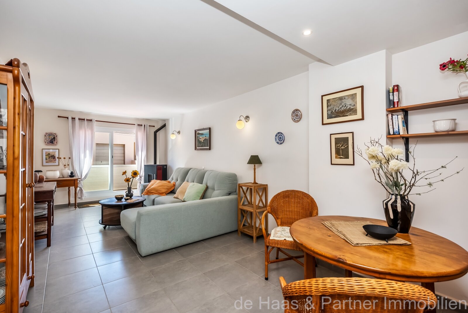 ground-floor flat with roof terrace and sea views in Colonia de Sant Pere