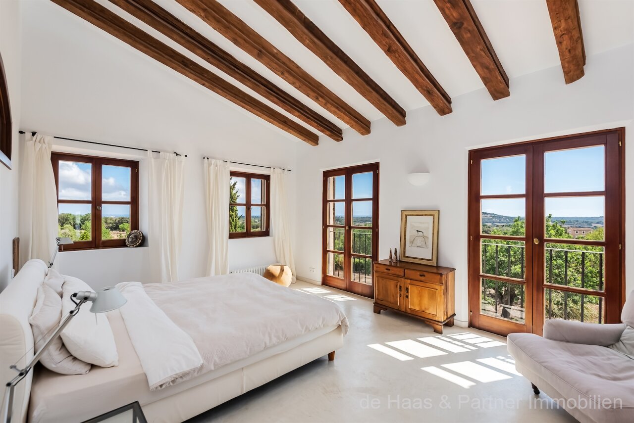 Finca with fantastic views to the sea