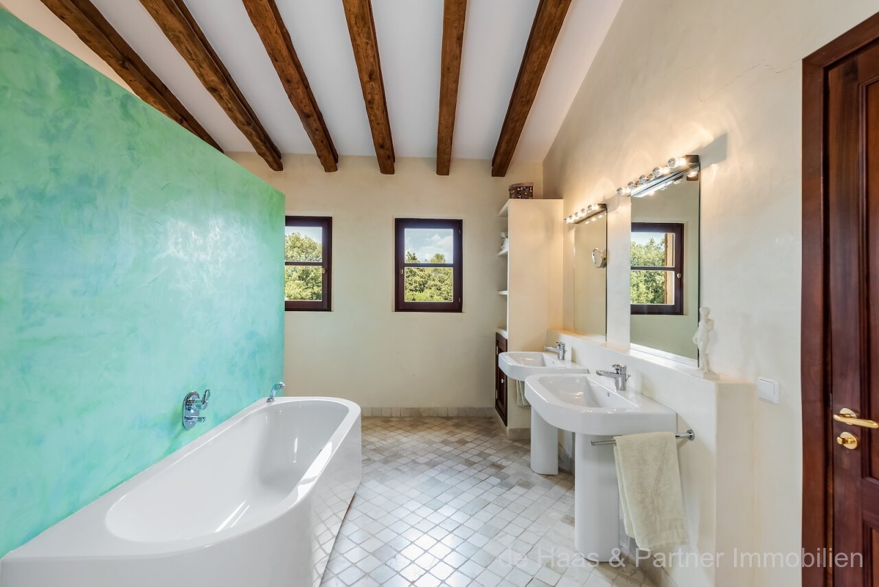 Finca with fantastic views to the sea