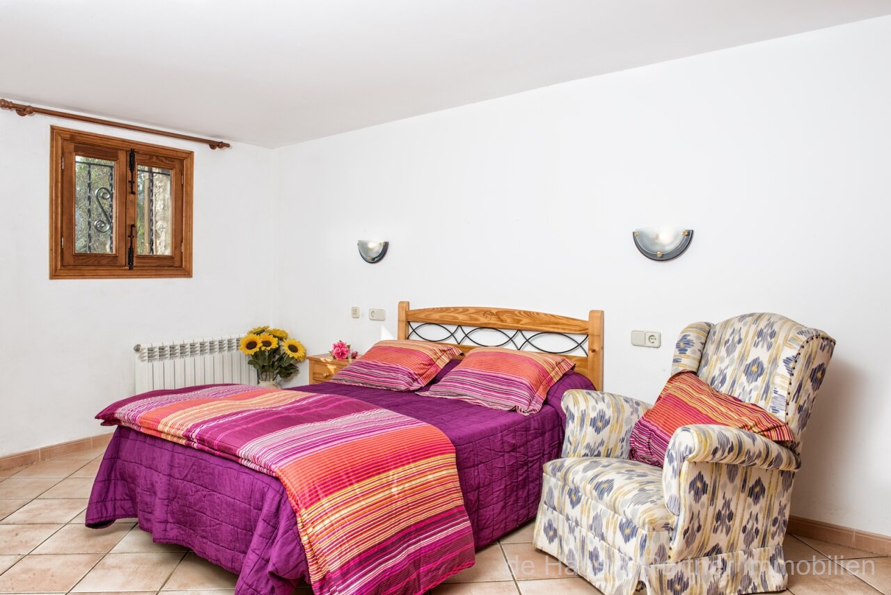 Charming finca in a beautiful location with pool