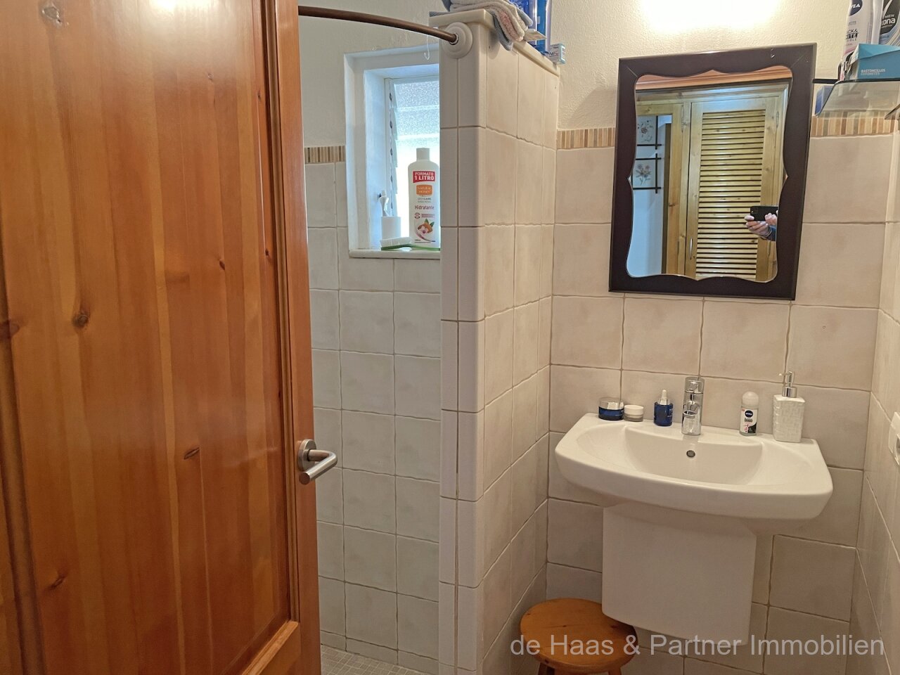 Small finca with pool, vegetable garden and beautiful views of Sant Salvador.