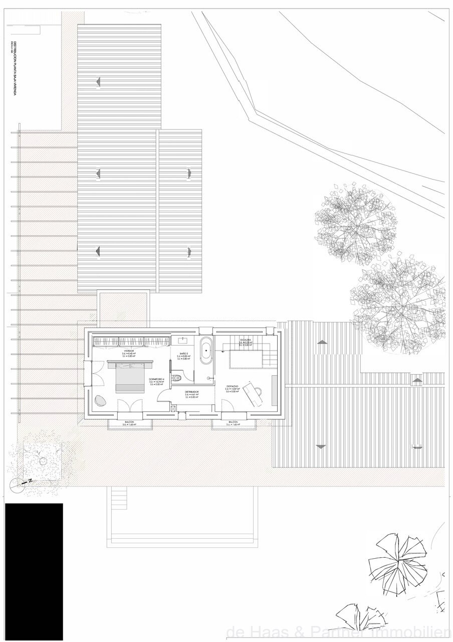 Exclusive new-build finca with far-reaching views and close to the town