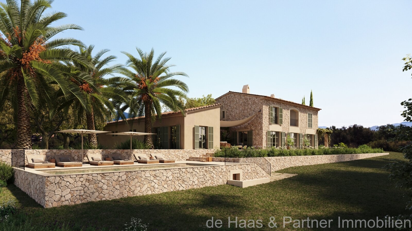 Plot with approved building project, far-reaching views and close to the town