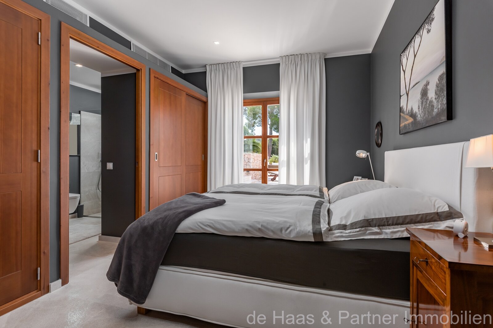 Luxury finca with stunning views and many highlights