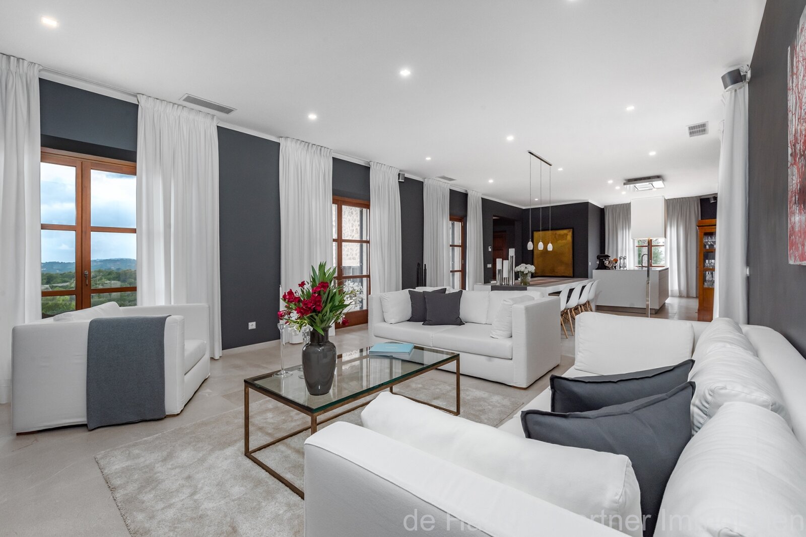 Luxury finca with stunning views and many highlights