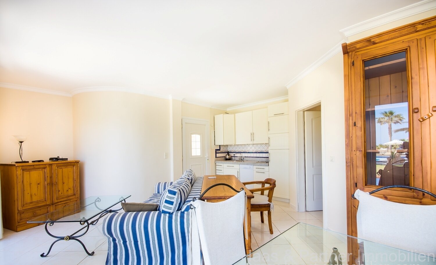 Luxury finca in a very good location with perfect sea views