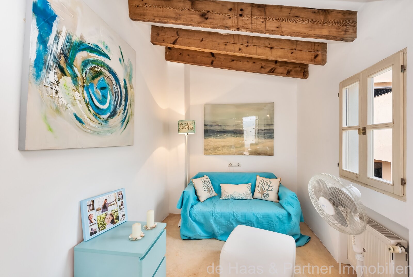 Beautiful townhouse with patio and roof terrace