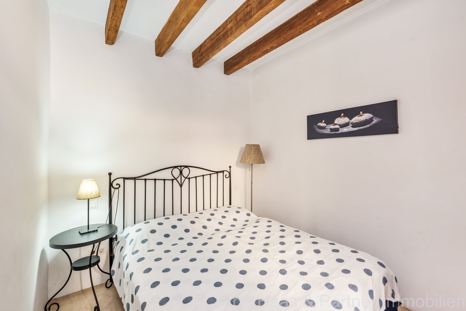 Beautiful townhouse with patio and roof terrace