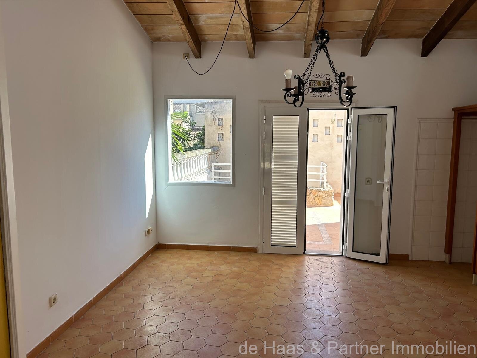 Duplex flat in the centre with beautiful terrace