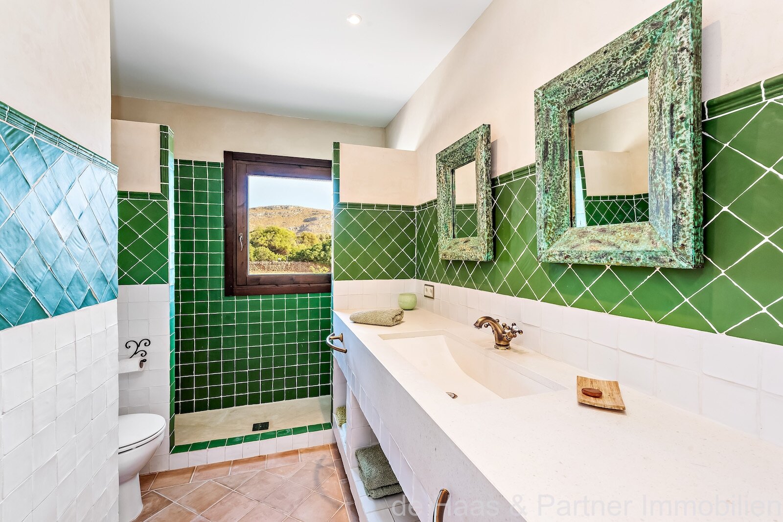 Finca with fantastic sea and panoramic views as far as Alcudia