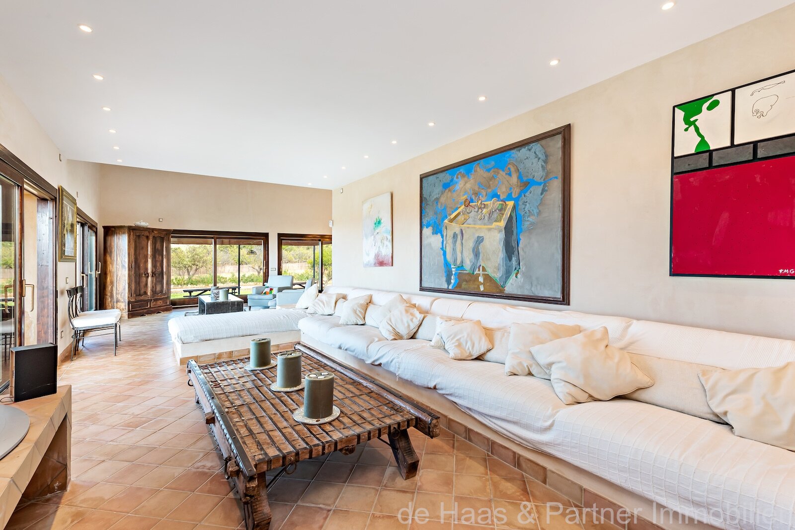 Finca with fantastic sea and panoramic views as far as Alcudia