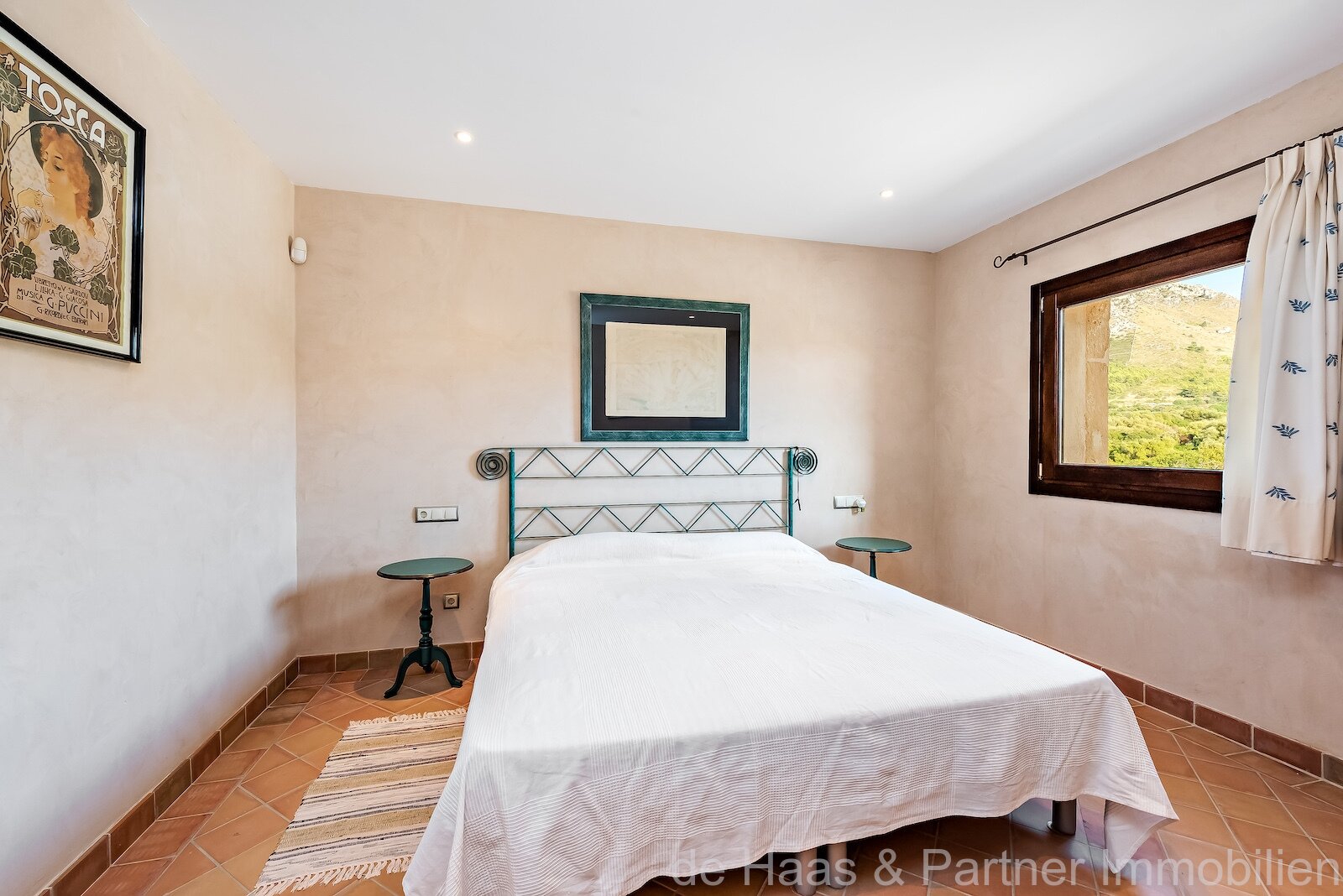 Finca with fantastic sea and panoramic views as far as Alcudia