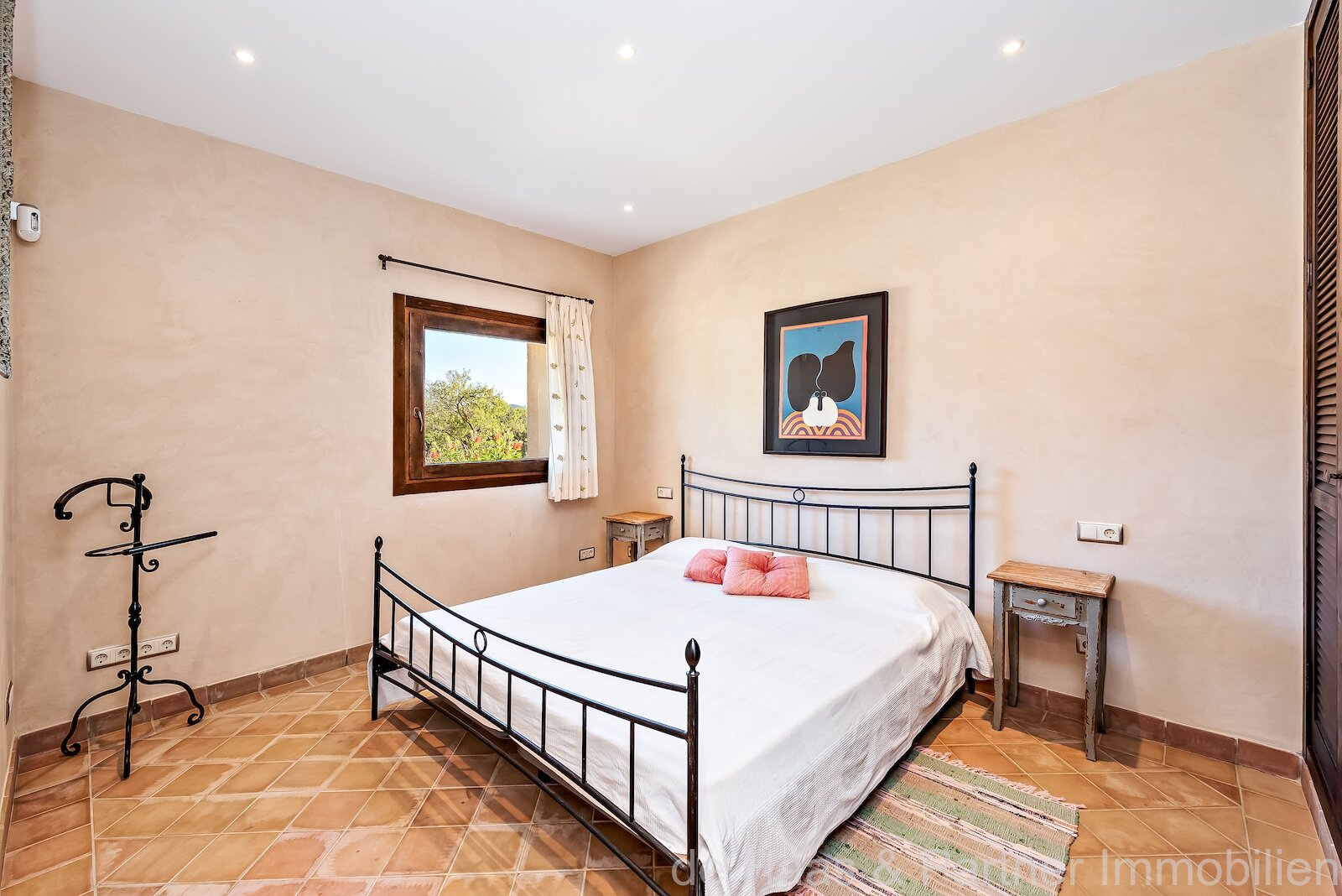 Finca with fantastic sea and panoramic views as far as Alcudia