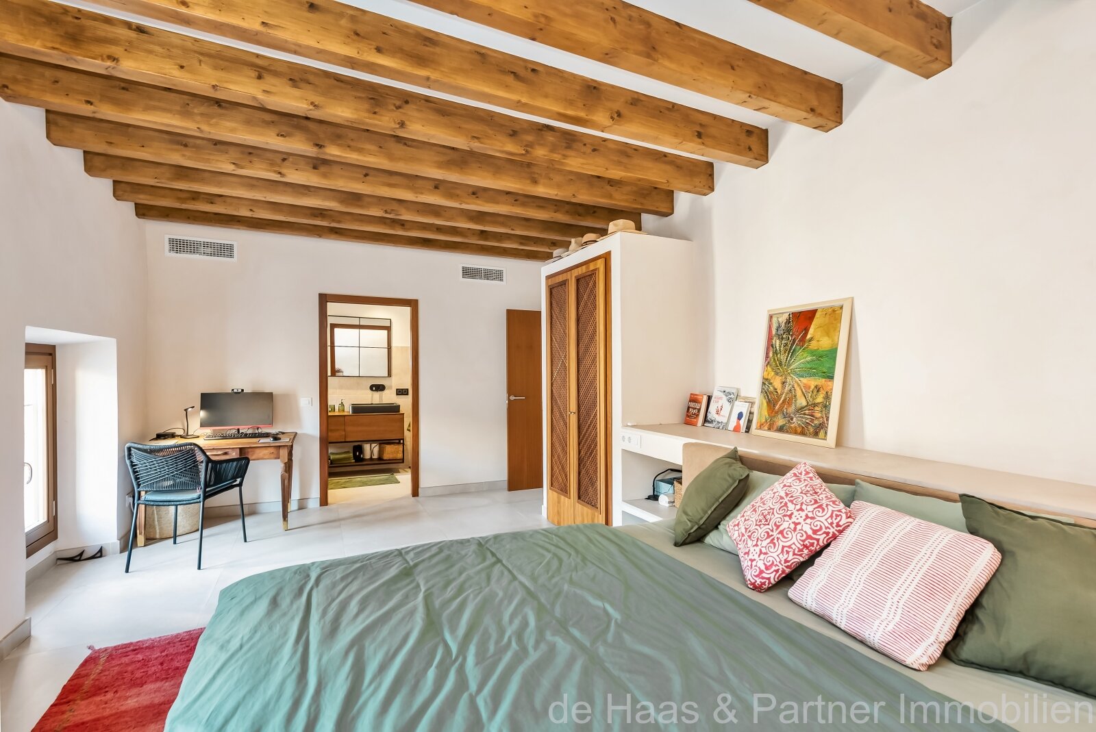 Designer townhouse in the heart of Capdepera with fantastic sea views