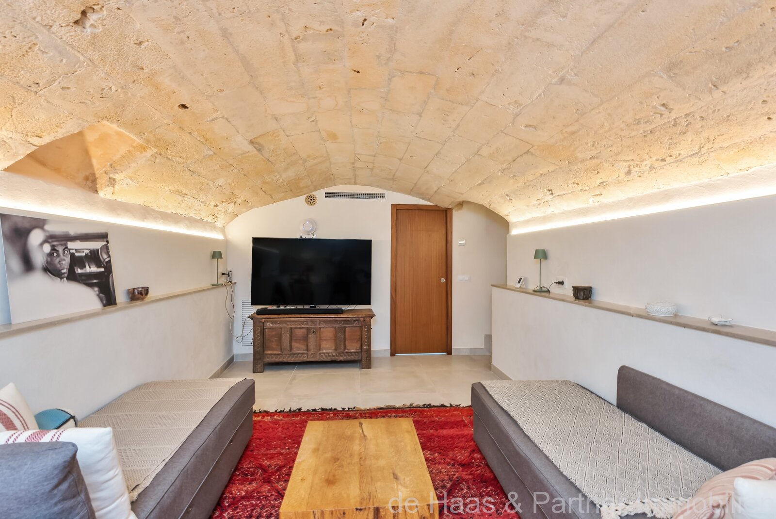 Designer townhouse in the heart of Capdepera with fantastic sea views