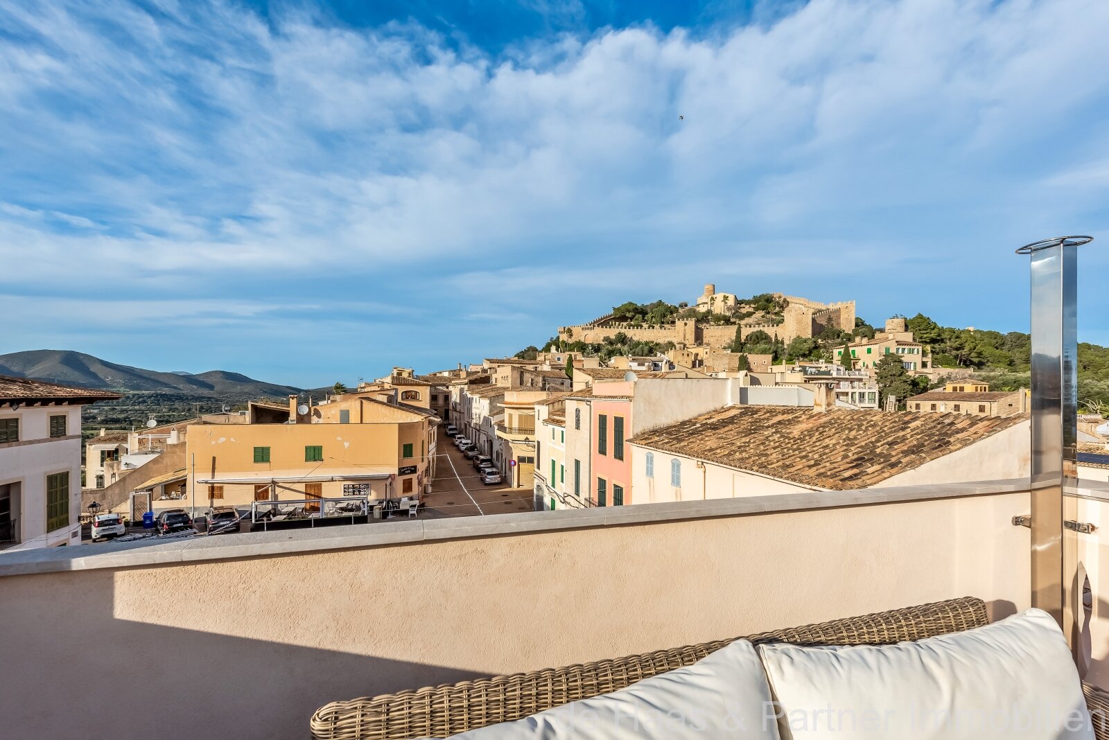 Designer townhouse in the heart of Capdepera with fantastic sea views