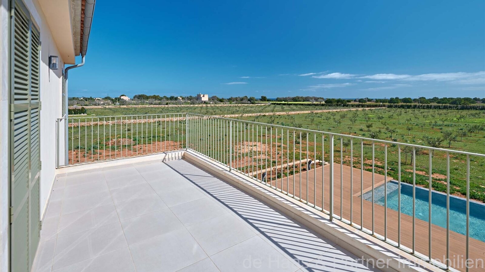 Finca with beautiful sea views over the east coast