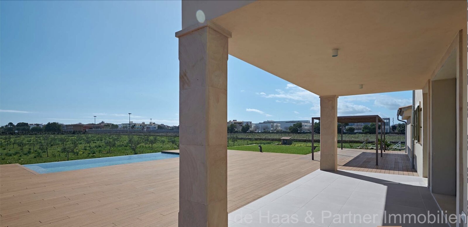 Finca with beautiful sea views over the east coast