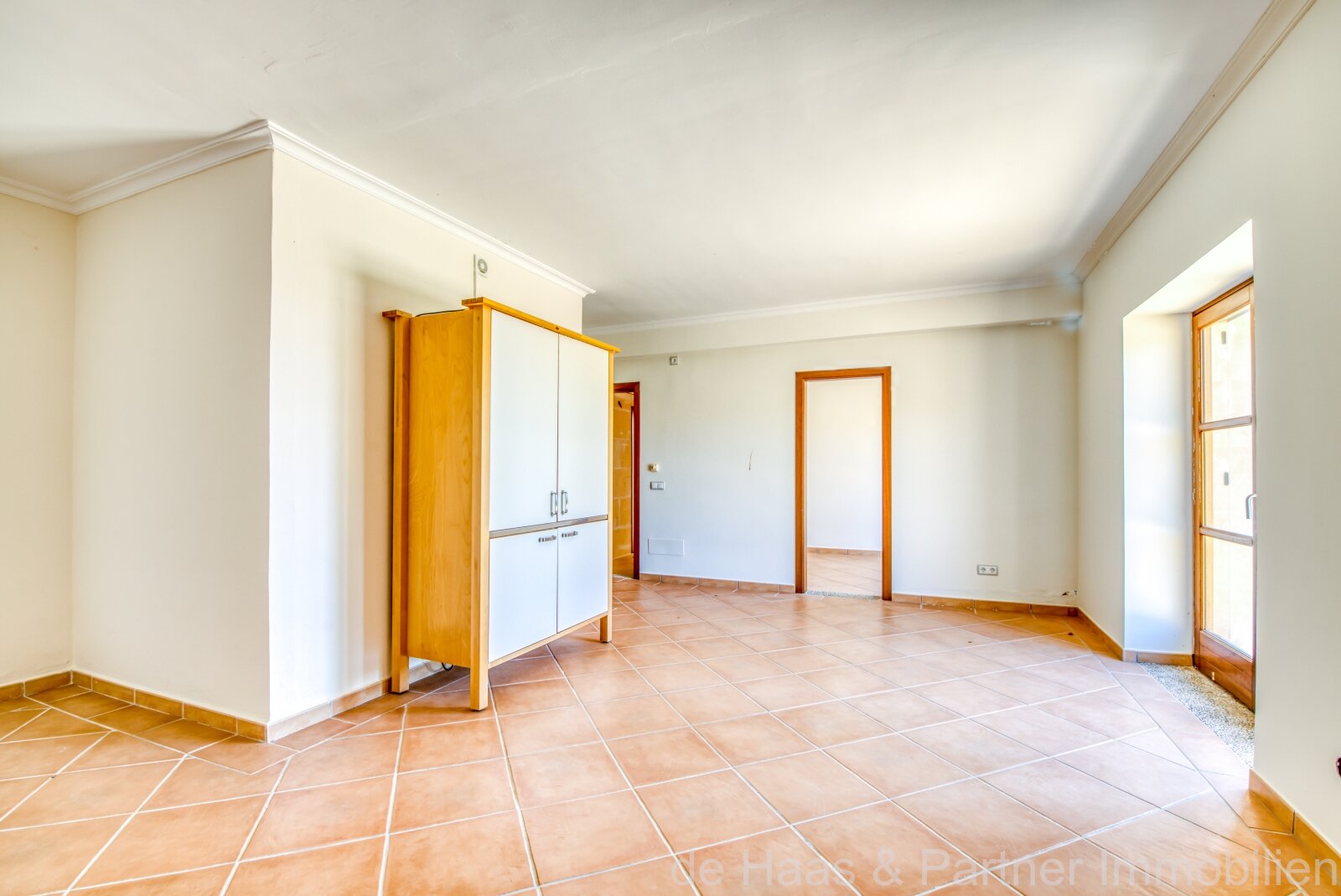 Exclusive natural stone finca with panoramic sea view