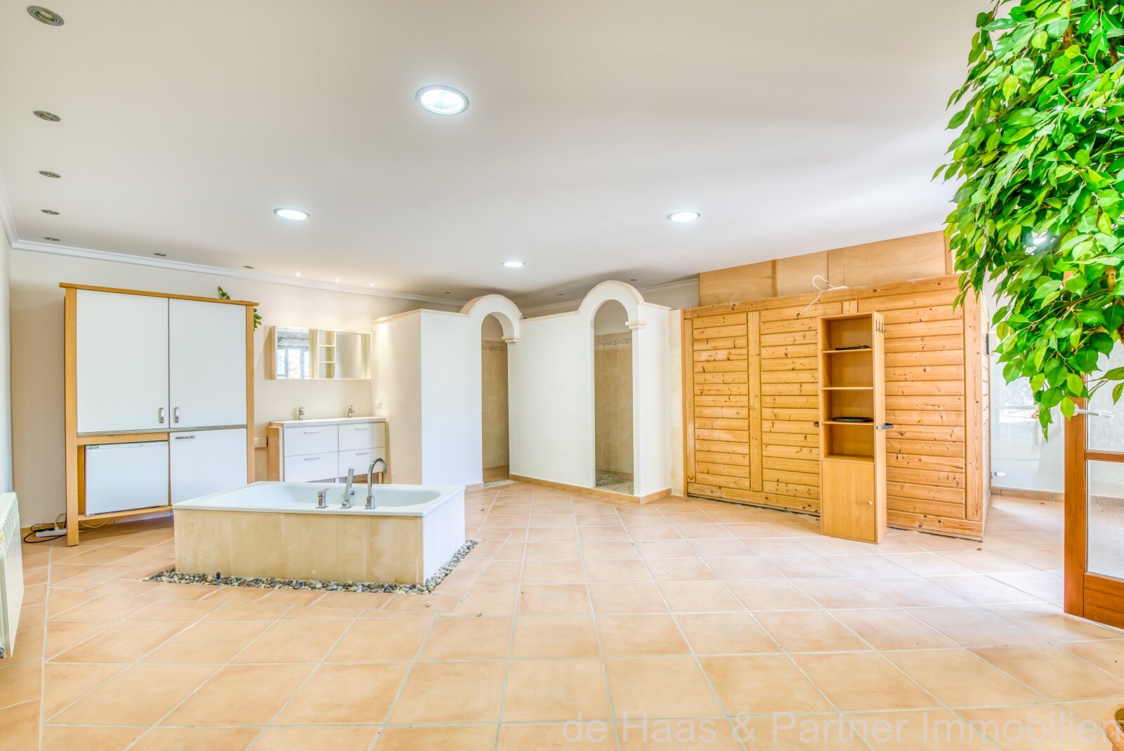 Exclusive natural stone finca with panoramic sea view