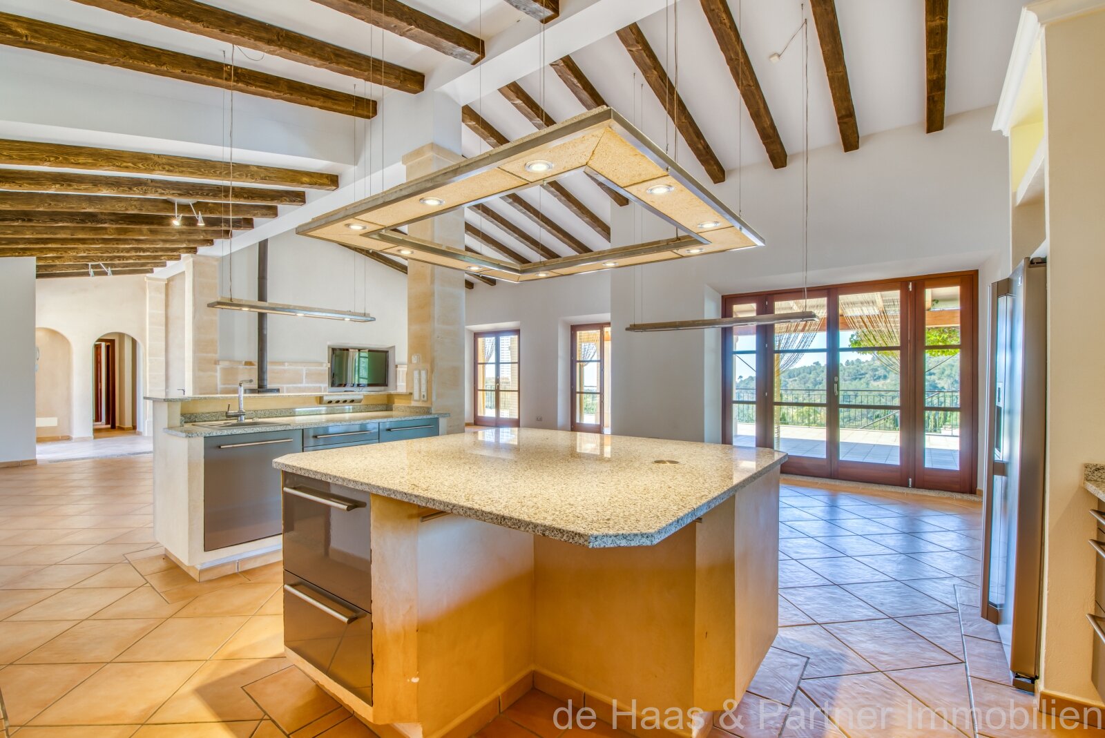 Exclusive natural stone finca with panoramic sea view