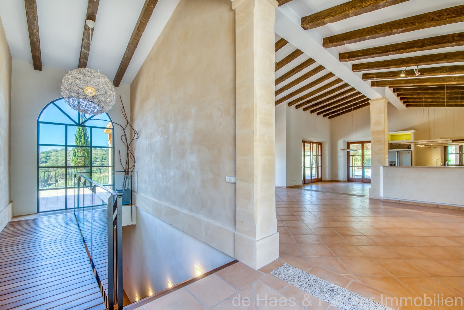 Exclusive natural stone finca with panoramic sea view