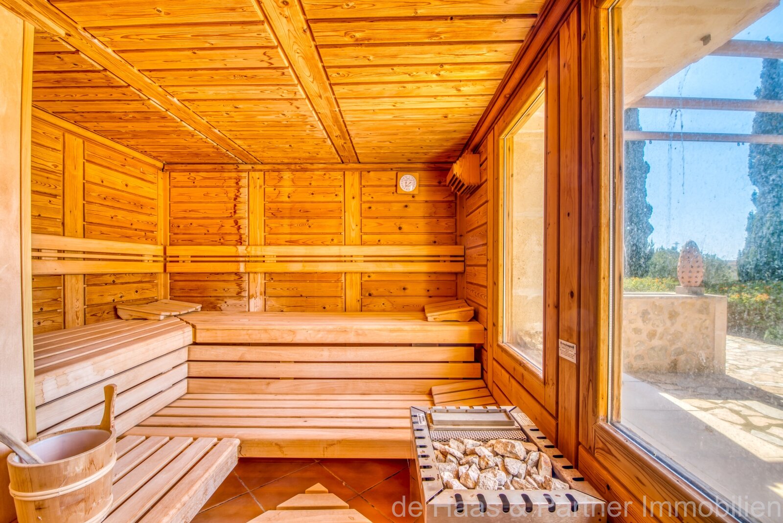 Exclusive natural stone finca with panoramic sea view