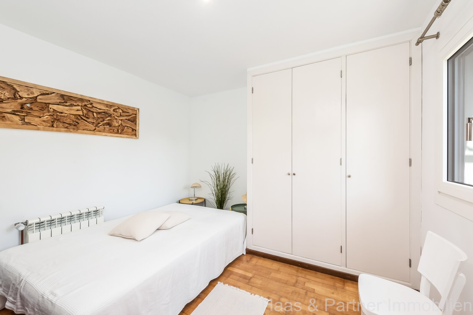 Charming chalet near the sea and the nature reserve with pool