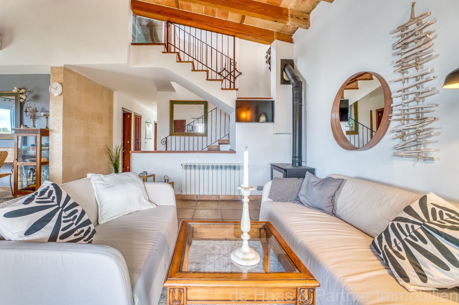 Charming chalet near the sea and the nature reserve with pool