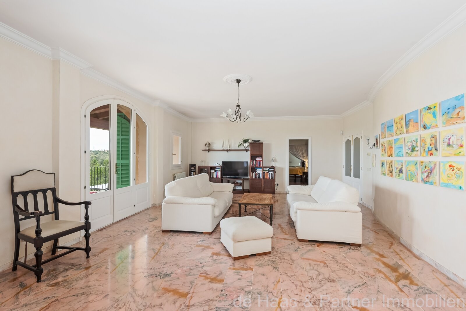 Perfect natural stone finca with plenty of space, great views and optimal outdoor area