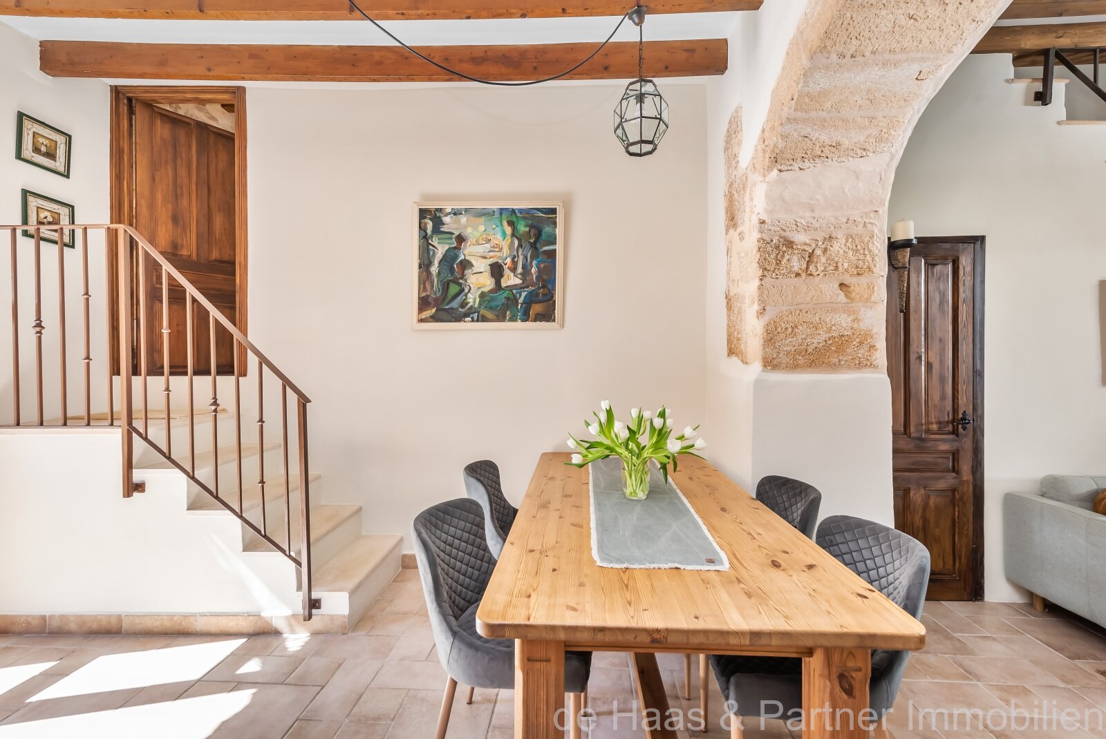 Modern refurbished townhouse with pool with Mallorcan flair in Capdepera