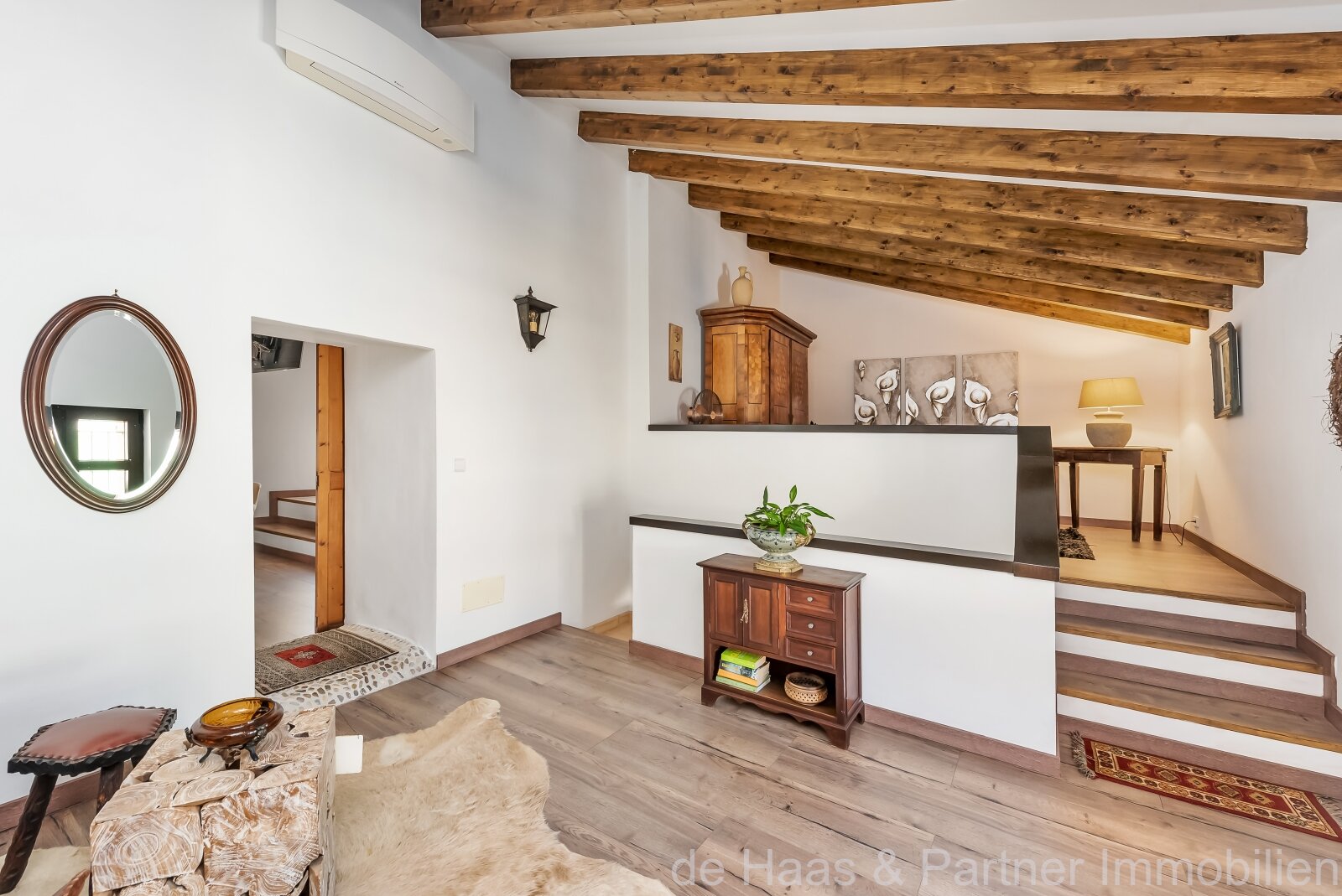 Modern refurbished townhouse with pool with Mallorcan flair in Capdepera